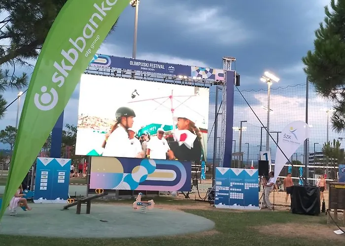 Apartma Panorama דירה *